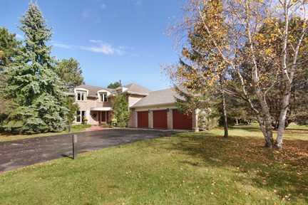 80 Matson Dr, House detached with 5 bedrooms, 3 bathrooms and 6 parking in Caledon ON | Image 2