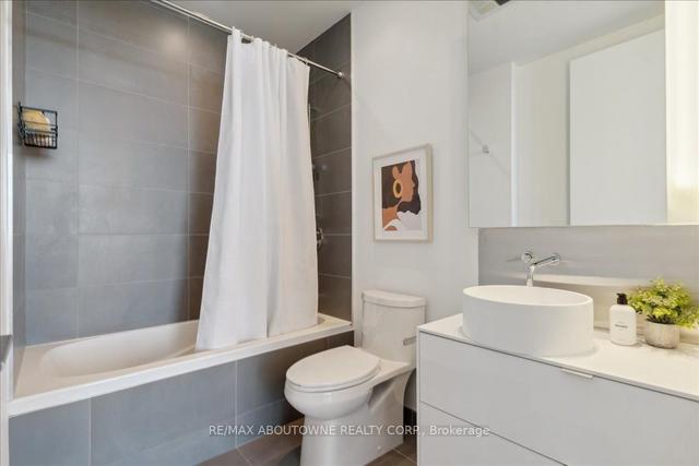 ph2 - 383 Sorauren Ave, Condo with 2 bedrooms, 2 bathrooms and 1 parking in Toronto ON | Image 20