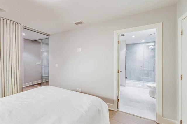 th#24 - 30 Nelson St, Townhouse with 3 bedrooms, 3 bathrooms and 2 parking in Toronto ON | Image 27