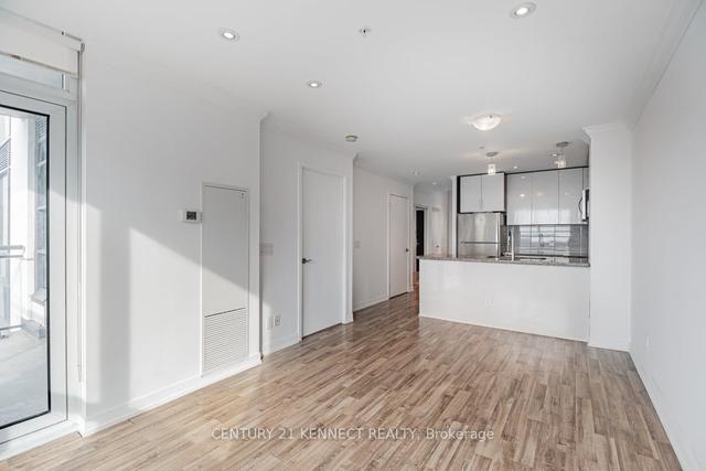 603 - 840 Queens Plate Dr, Condo with 1 bedrooms, 2 bathrooms and 1 parking in Toronto ON | Image 3