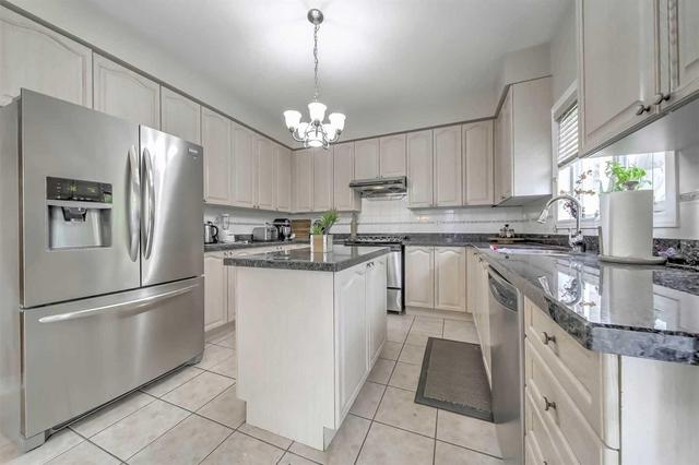 106 Worthington Ave, House detached with 4 bedrooms, 4 bathrooms and 2 parking in Richmond Hill ON | Image 8