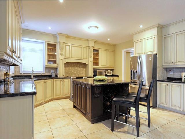 69b Elm Grove Ave, House detached with 4 bedrooms, 5 bathrooms and 8 parking in Richmond Hill ON | Image 30