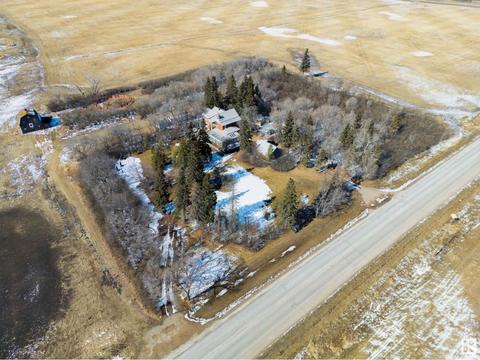 6201 Hwy 831, House detached with 4 bedrooms, 2 bathrooms and null parking in Lamont AB | Card Image