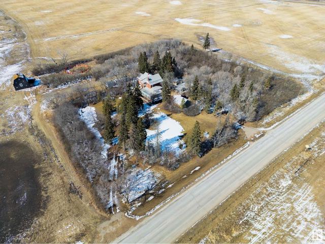 6201 Hwy 831, House detached with 4 bedrooms, 2 bathrooms and null parking in Lamont AB | Image 1