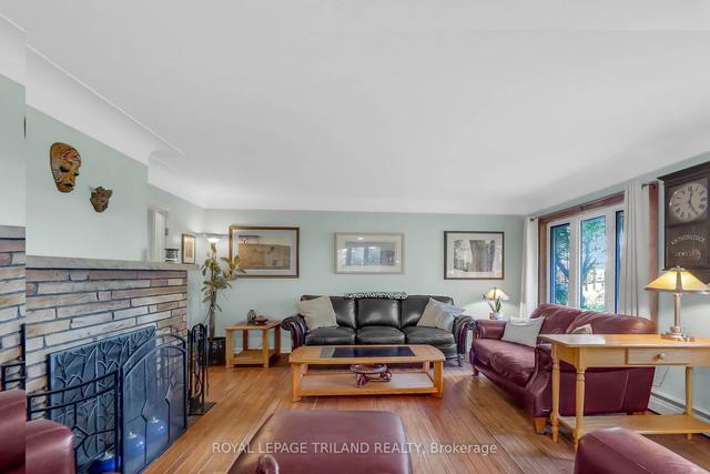4465 Imperial Rd, House detached with 4 bedrooms, 2 bathrooms and 10 parking in Malahide ON | Image 2