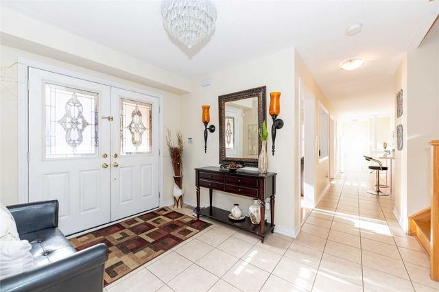 14 Peach Dr, House attached with 4 bedrooms, 4 bathrooms and 4 parking in Brampton ON | Image 37