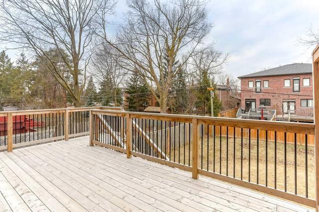 87 Benson Ave, House attached with 4 bedrooms, 4 bathrooms and 2 parking in Richmond Hill ON | Image 19