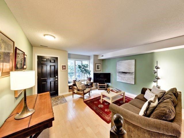 th 36 - 208 Niagara St, Townhouse with 3 bedrooms, 2 bathrooms and 1 parking in Toronto ON | Image 3