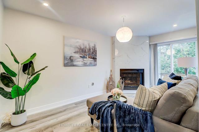 71 Hewitt Cres, House detached with 4 bedrooms, 4 bathrooms and 5 parking in Ajax ON | Image 3