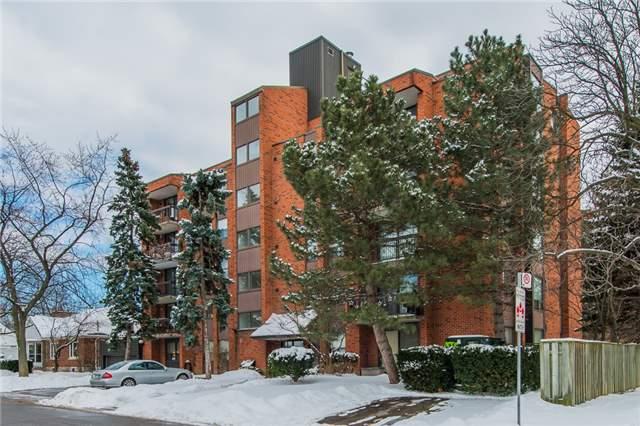 404 - 1 Innismore Cres, Condo with 2 bedrooms, 2 bathrooms and 1 parking in Toronto ON | Image 1