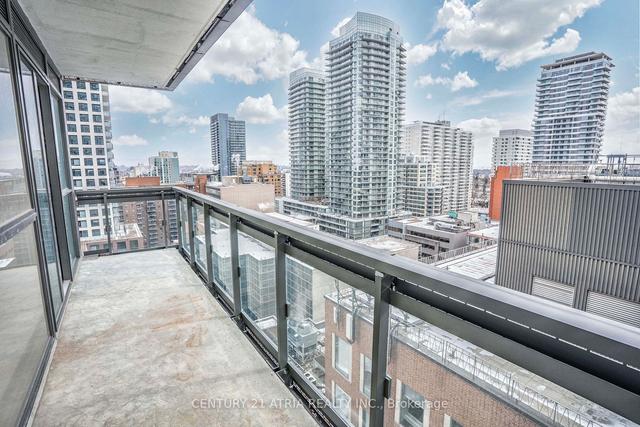 1403 - 39 Roehampton Ave, Condo with 2 bedrooms, 2 bathrooms and 0 parking in Toronto ON | Image 19