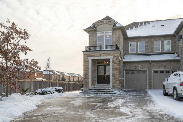 2491 Old Brompton Way, House attached with 3 bedrooms, 3 bathrooms and 5 parking in Oakville ON | Image 12