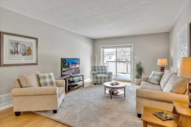 47 Village Cres, Townhouse with 2 bedrooms, 3 bathrooms and 3 parking in Peterborough ON | Image 30