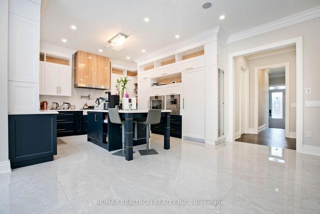 106 Angus Glen Blvd, House detached with 6 bedrooms, 7 bathrooms and 8 parking in Markham ON | Image 9