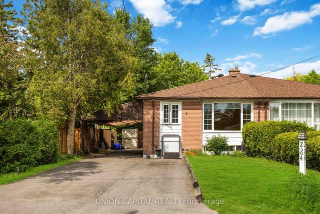 224 Blue Grass Main Blvd, House semidetached with 3 bedrooms, 1 bathrooms and 7 parking in Richmond Hill ON | Image 12