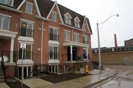 th627 - 15 Laidlaw St, Townhouse with 2 bedrooms, 2 bathrooms and 1 parking in Toronto ON | Image 1