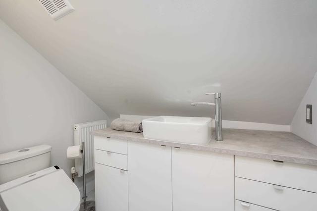 unit 3 - 165 Dowling Ave, Home with 1 bedrooms, 1 bathrooms and 1 parking in Toronto ON | Image 9