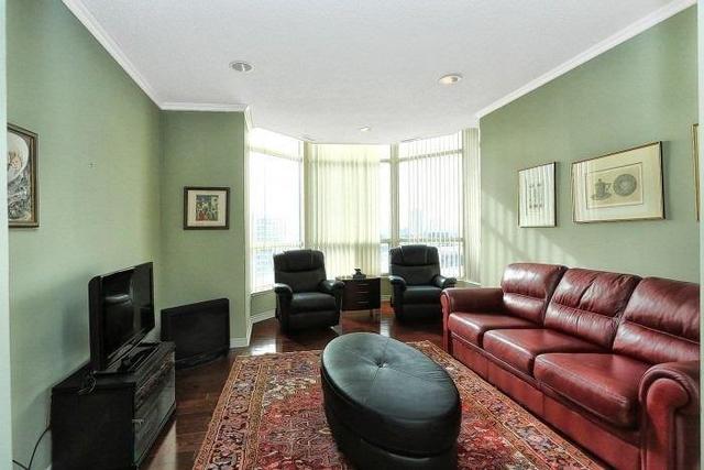 Uph2 - 1 Clark Ave, Condo with 4 bedrooms, 3 bathrooms and 2 parking in Vaughan ON | Image 7