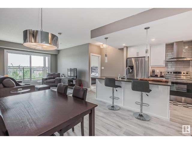 327 - 524 Griesbach Pr Nw, Condo with 2 bedrooms, 2 bathrooms and 1 parking in Edmonton AB | Image 22