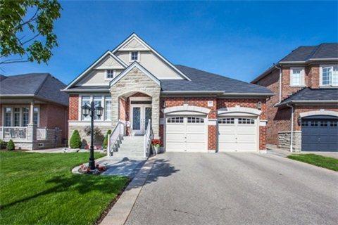 90 Julia Valentina Ave, House detached with 3 bedrooms, 3 bathrooms and 4 parking in Vaughan ON | Image 1