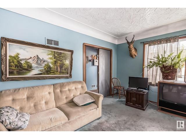 9547 103a Av Nw, Home with 0 bedrooms, 0 bathrooms and 4 parking in Edmonton AB | Image 9