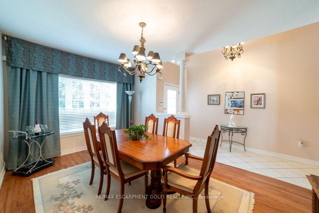 63 Davis Cres, House detached with 3 bedrooms, 3 bathrooms and 6 parking in Hamilton ON | Image 37