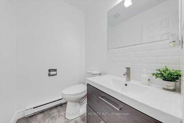 64 - 351 Military Tr, Townhouse with 3 bedrooms, 2 bathrooms and 2 parking in Toronto ON | Image 7