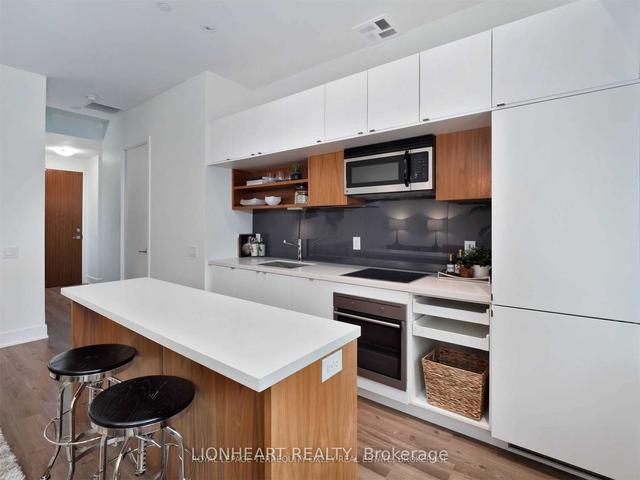 605 - 111 St Clair Ave W, Condo with 2 bedrooms, 2 bathrooms and 1 parking in Toronto ON | Image 25