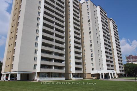 209 - 2550 Pharmacy Ave, Condo with 2 bedrooms, 1 bathrooms and 1 parking in Toronto ON | Card Image
