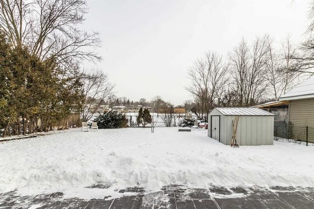 32 Meyer Dr, House detached with 4 bedrooms, 2 bathrooms and 6 parking in Guelph ON | Image 18
