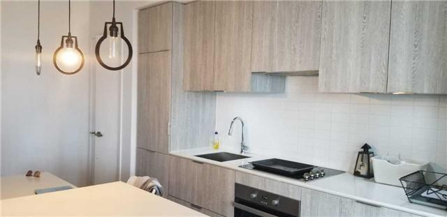 3203 - 5 St Joseph St, Condo with 1 bedrooms, 1 bathrooms and null parking in Toronto ON | Image 3