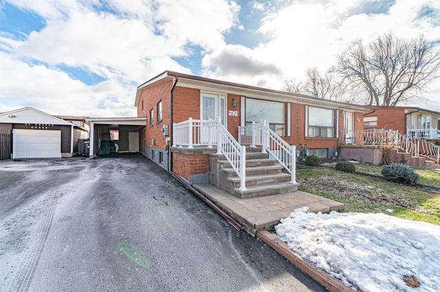 26 Sharon Crt, House semidetached with 4 bedrooms, 2 bathrooms and 4 parking in Brampton ON | Image 12