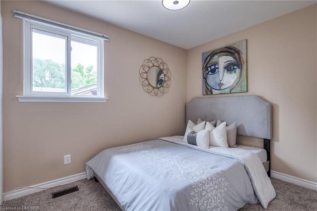 42 Miller Road, House detached with 3 bedrooms, 2 bathrooms and 3 parking in Oakville ON | Image 10