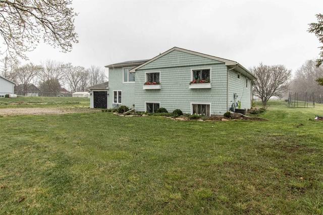 241 Road 3 E, House detached with 4 bedrooms, 2 bathrooms and 4 parking in Kingsville ON | Image 12