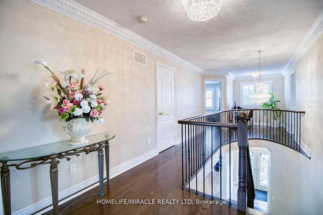 147 Rossi Dr, House detached with 4 bedrooms, 5 bathrooms and 7 parking in Vaughan ON | Image 14
