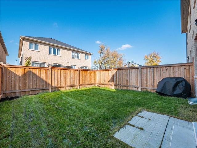 66 Buchanan Cres, House semidetached with 4 bedrooms, 3 bathrooms and 3 parking in Brampton ON | Image 5