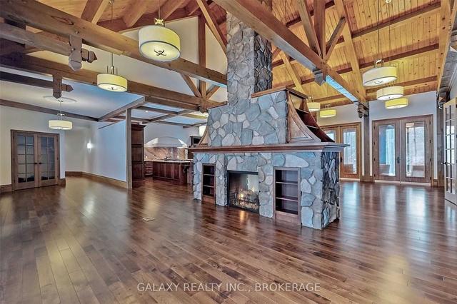 7651 Milburough Line, House detached with 9 bedrooms, 11 bathrooms and 24 parking in Milton ON | Image 2