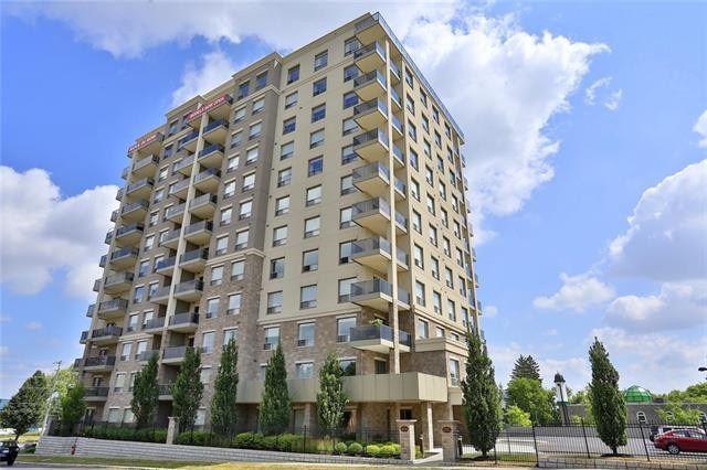 402 - 223 Erb St W, Condo with 2 bedrooms, 2 bathrooms and 1 parking in Waterloo ON | Image 1