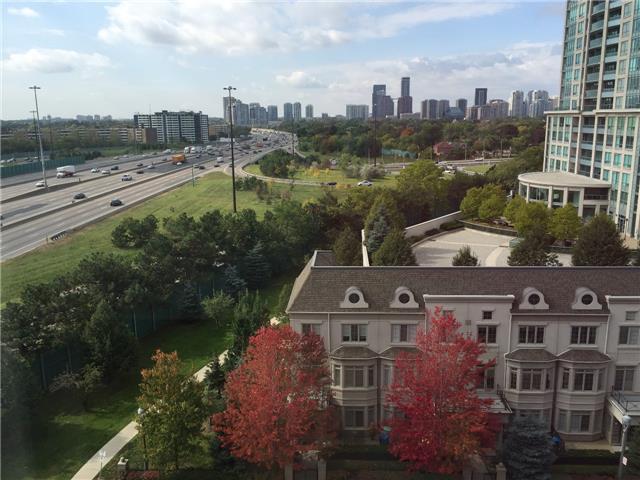 712 - 1 Rean Dr, Condo with 2 bedrooms, 2 bathrooms and 1 parking in Toronto ON | Image 2