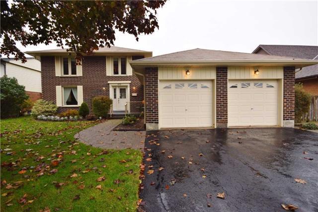 975 Finley Ave, House detached with 3 bedrooms, 3 bathrooms and 2 parking in Ajax ON | Image 1