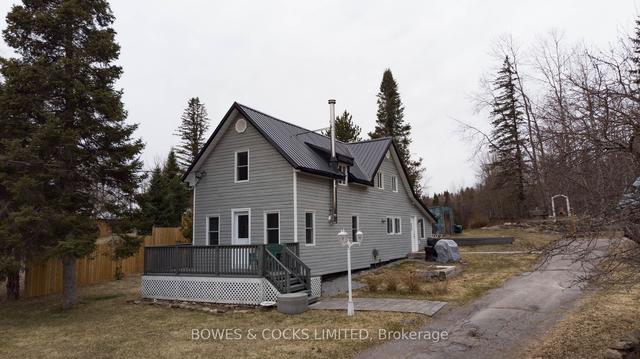 3994 County Road 620, House detached with 3 bedrooms, 2 bathrooms and 8 parking in North Kawartha ON | Image 1