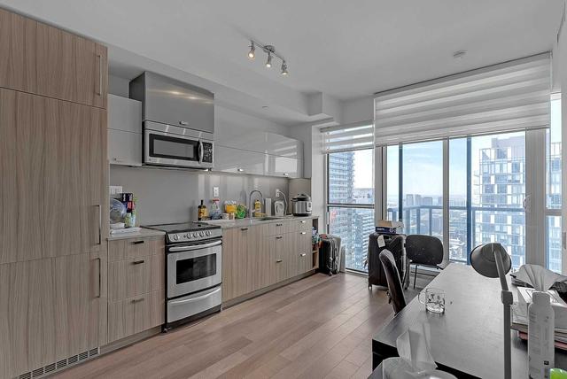 3812 - 290 Adelaide St W, Condo with 1 bedrooms, 1 bathrooms and 0 parking in Toronto ON | Image 13