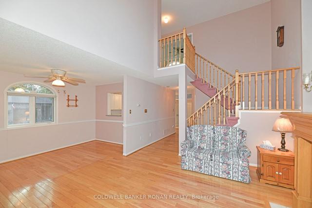 210 Greenbriar Rd, Condo with 2 bedrooms, 4 bathrooms and 3 parking in New Tecumseth ON | Image 3