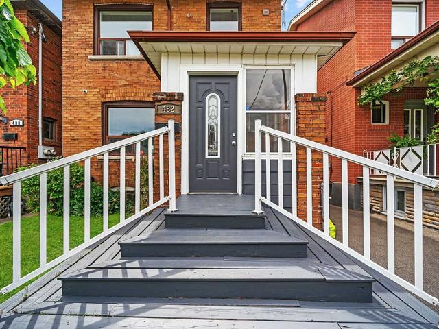 482 Lauder Ave, House detached with 3 bedrooms, 2 bathrooms and 3 parking in Toronto ON | Image 1
