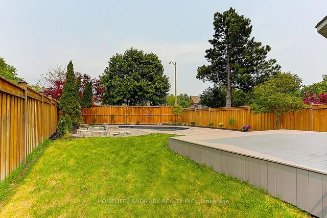 10 Rosemead Clse, House detached with 3 bedrooms, 4 bathrooms and 6 parking in Markham ON | Image 30