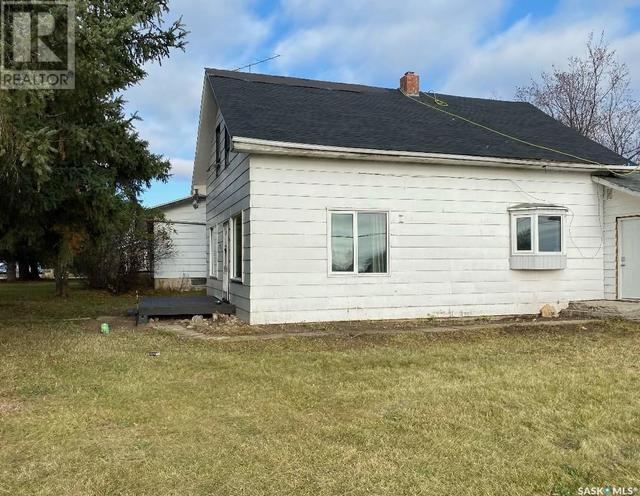 202 1st Avenue Nw, House detached with 3 bedrooms, 2 bathrooms and null parking in Preeceville SK | Image 30