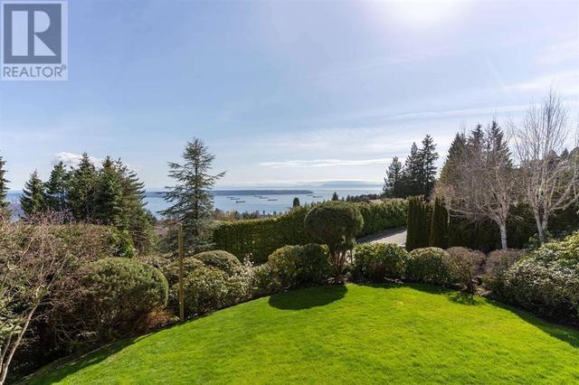 1407 Bramwell Road, House detached with 5 bedrooms, 6 bathrooms and 5 parking in West Vancouver BC | Image 30
