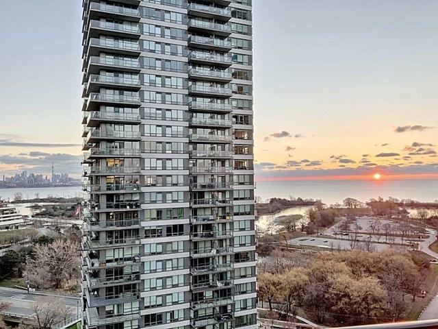 1606 - 15 Legion Rd, Condo with 2 bedrooms, 2 bathrooms and 1 parking in Toronto ON | Image 7