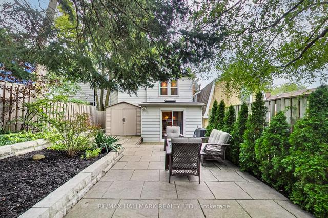 6 Ivy Ave, House detached with 3 bedrooms, 3 bathrooms and 2 parking in Toronto ON | Image 30