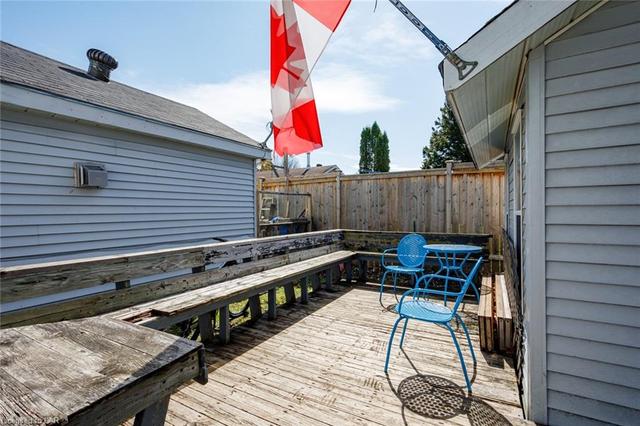 242 Simcoe Street, House detached with 3 bedrooms, 2 bathrooms and null parking in Collingwood ON | Image 16